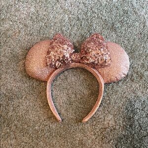 Disney Glittery Rose Gold Minnie Ears Headband